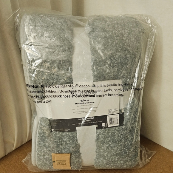 Koolaburra by UGG Wiona Blanket HOST PICK! - Picture 6 of 6